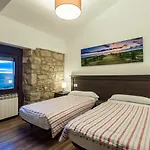 Turístico La Fábrica Hostal