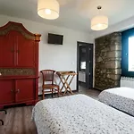 Hostal Turístico La Fábrica Tardajos