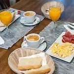 Turístico La Fábrica Hostal